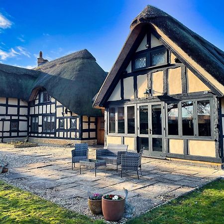 Guest House Gem In Wickhamford, Near Broadway Badsey Esterno foto